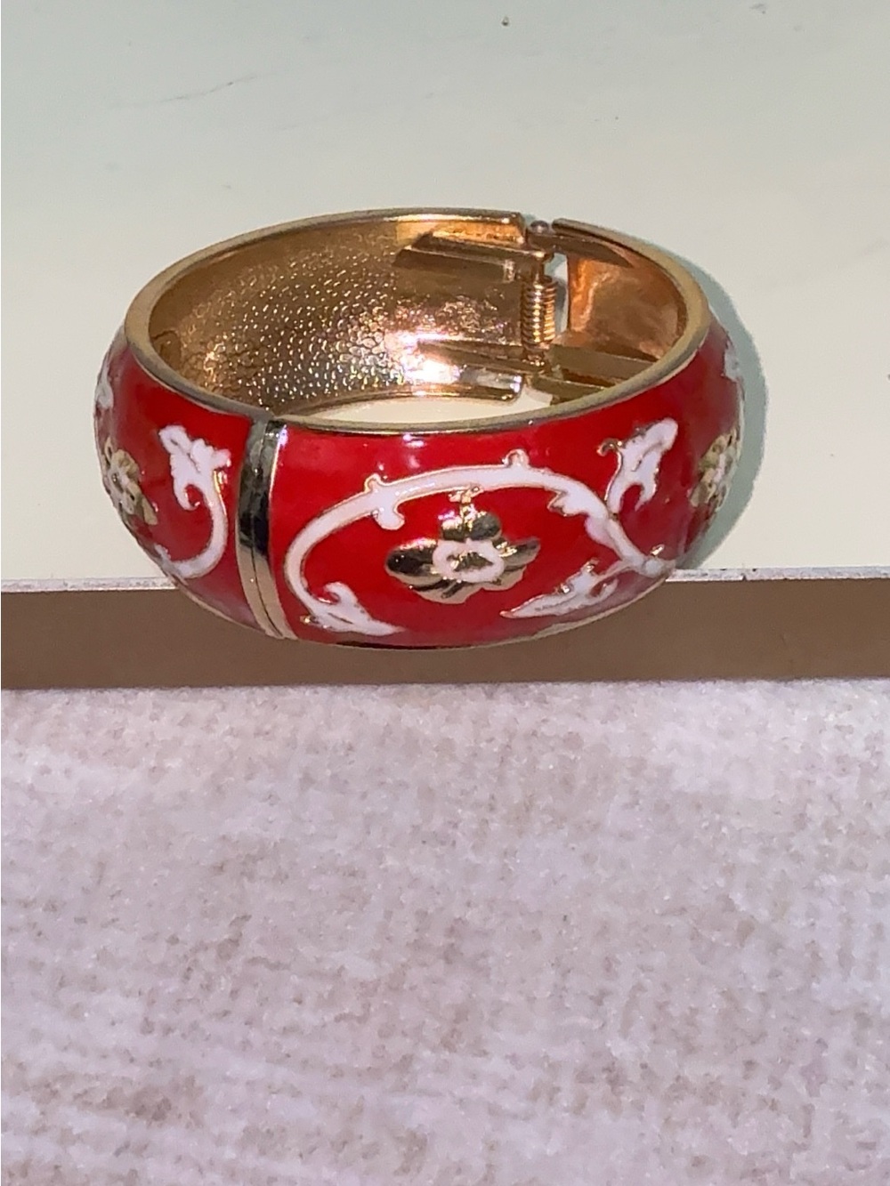 Vintage Red Enamel Gold Floral Hinged Bangle Bracelet